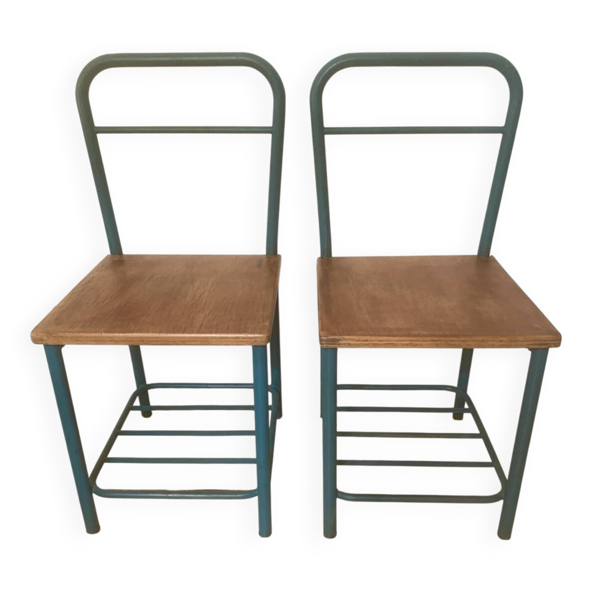 Paire de chaises, chevets d’internat vintage
