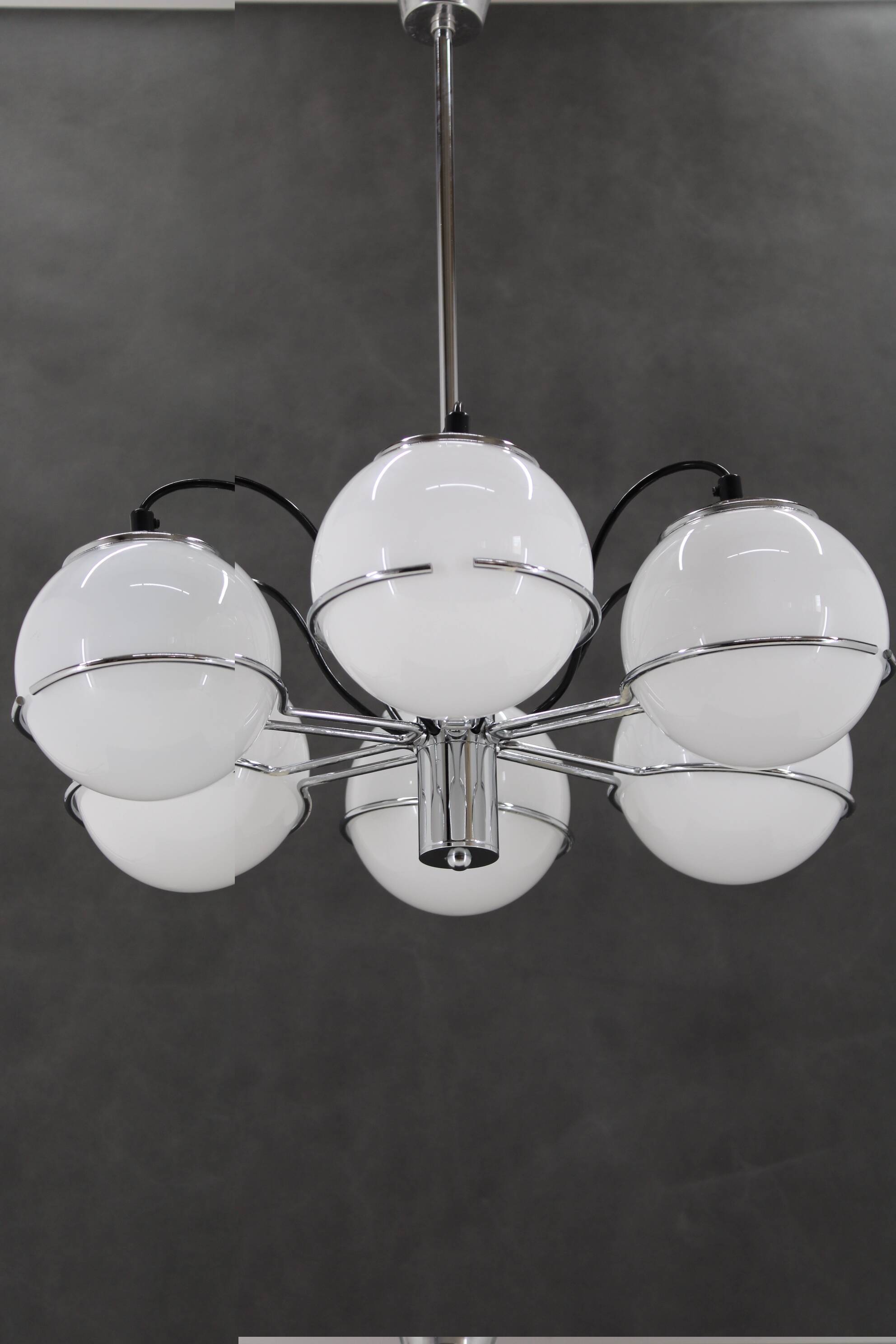 1970s Targetti Sankey Italian Chrome and Opaline Glass Chandelier
