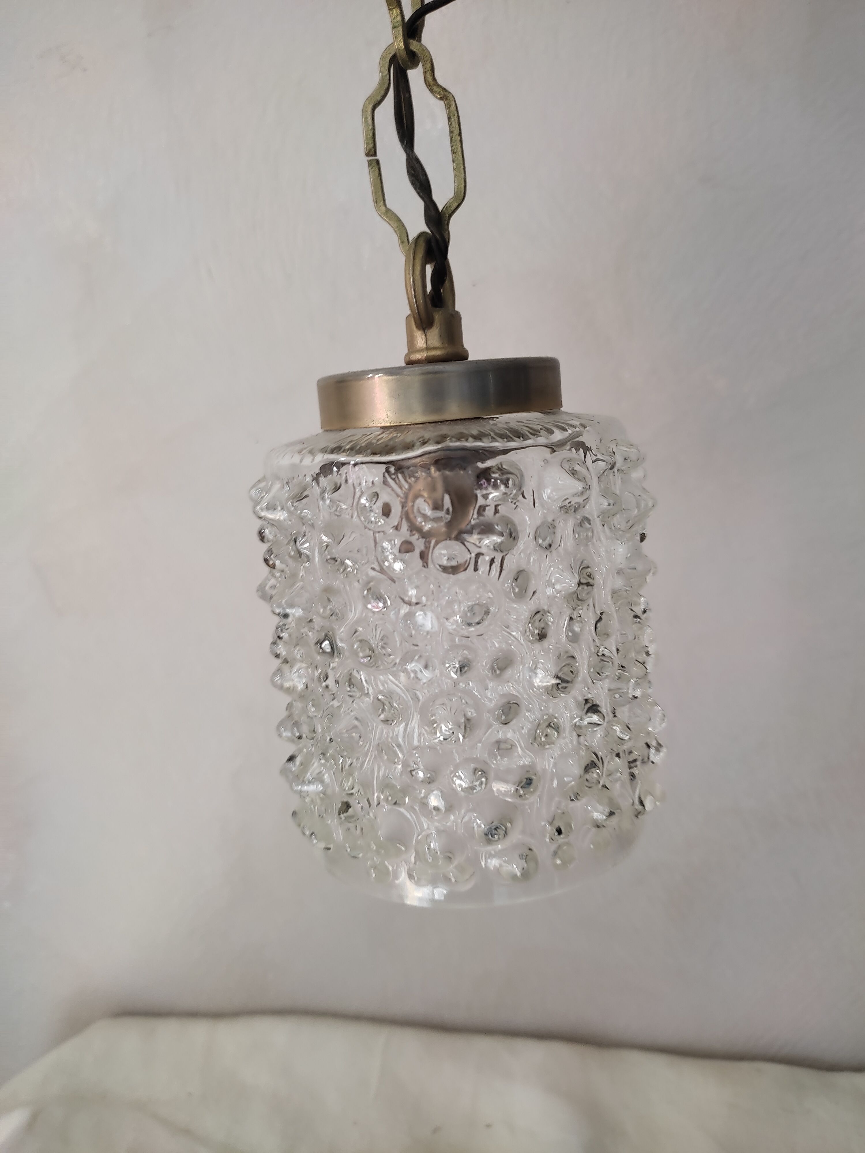 Mini glass suspension