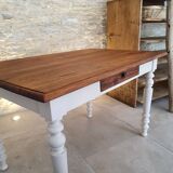 Farm table feet turned