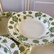 set of 8 hollow plates in Digoin Sarreguemines Iron Earth model "Geranium" green late 19th century