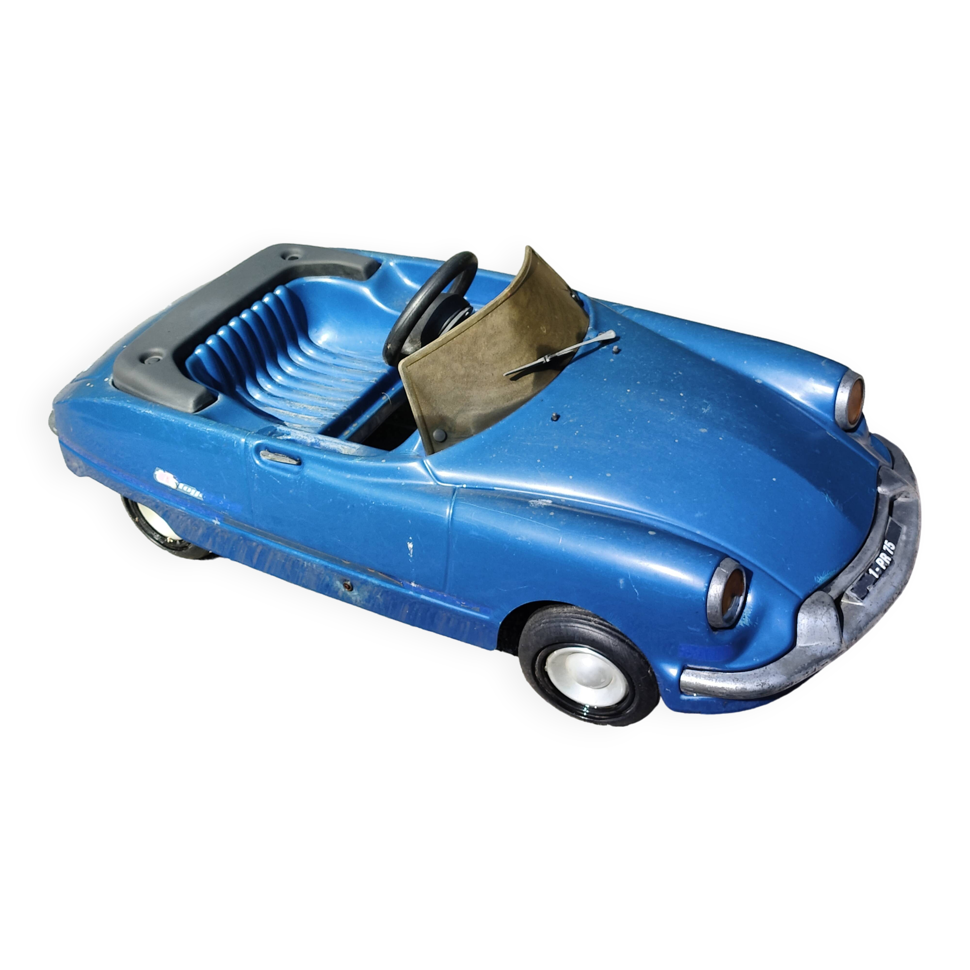 Vintage plastic pedal car Model DS 19 brand toys toys