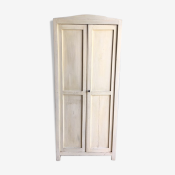 Armoire parisienne shabby style