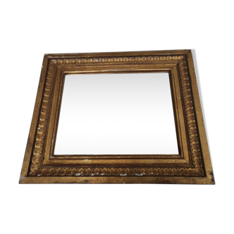 Miroir en bois doré