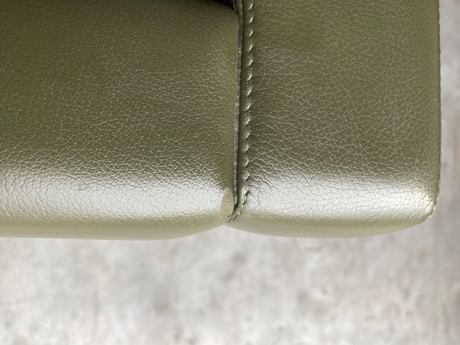 2-seater sofa and 2 armchairs set Pfister for Knoll khaki leather