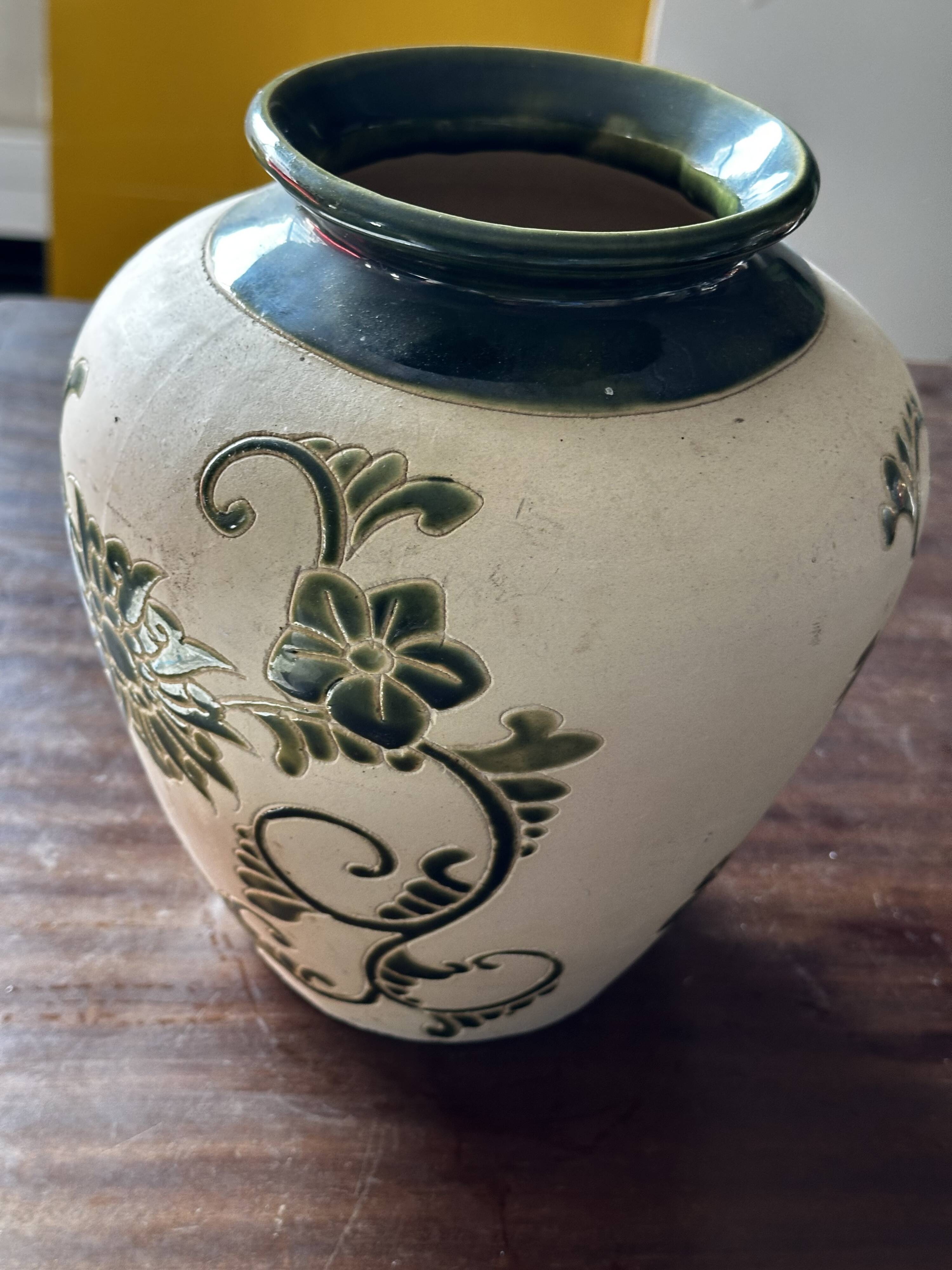 Art Deco vase signed GV (Croismare) raw and glazed ceramic