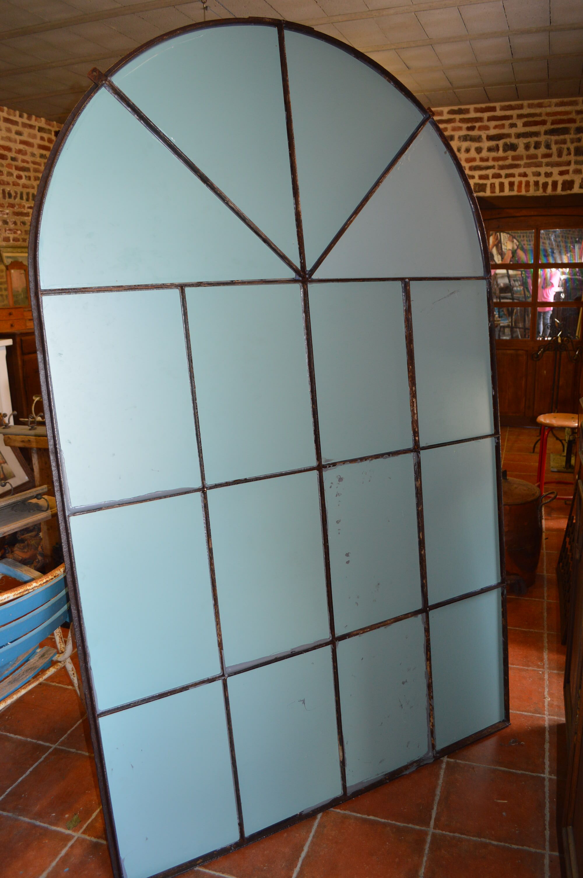 Miroir fenêtre d'usine en fer forgé