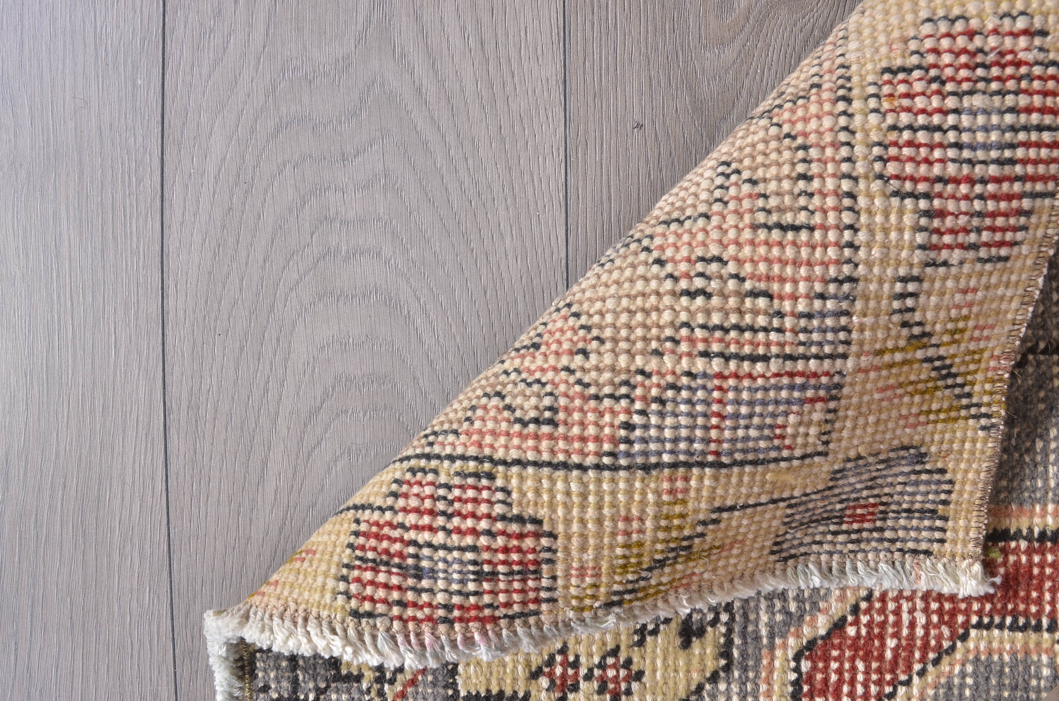 Handknotted Vintage Decorative