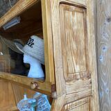 Showcase of trade store