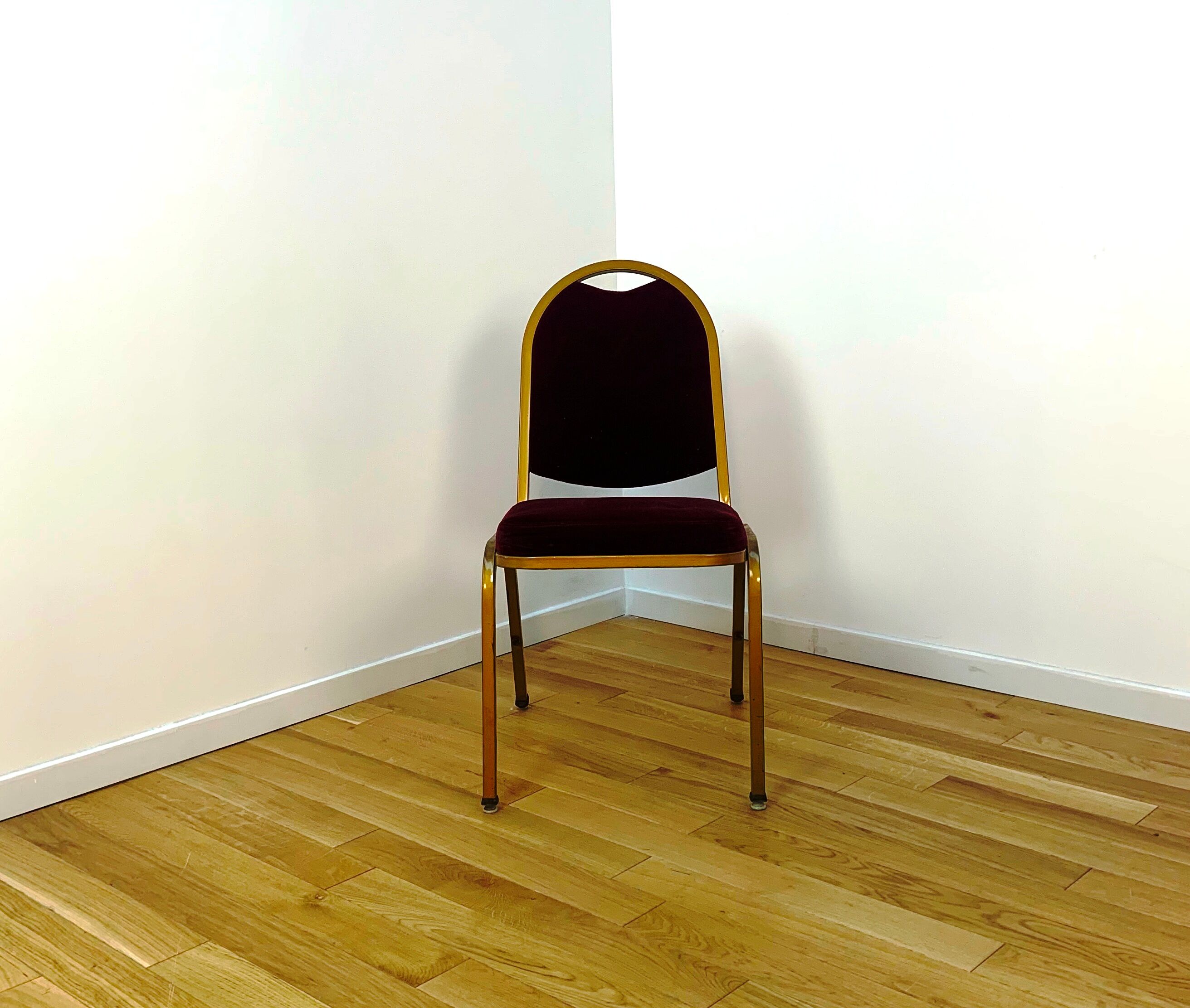 Vintage chair Shelby Williams