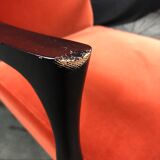 Fox RED EDITION Floating Velvet Chair