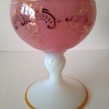 Vase à balustre en opaline 20ème siecle