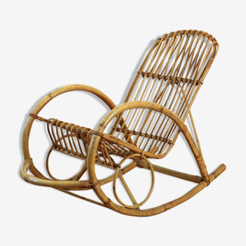 Rocking chair en rotin