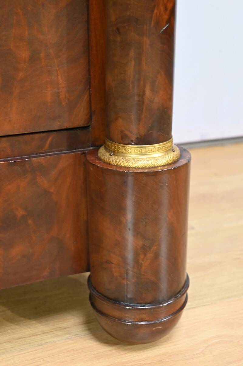 Mahogany chest of drawers, Empire period – Early 19th century