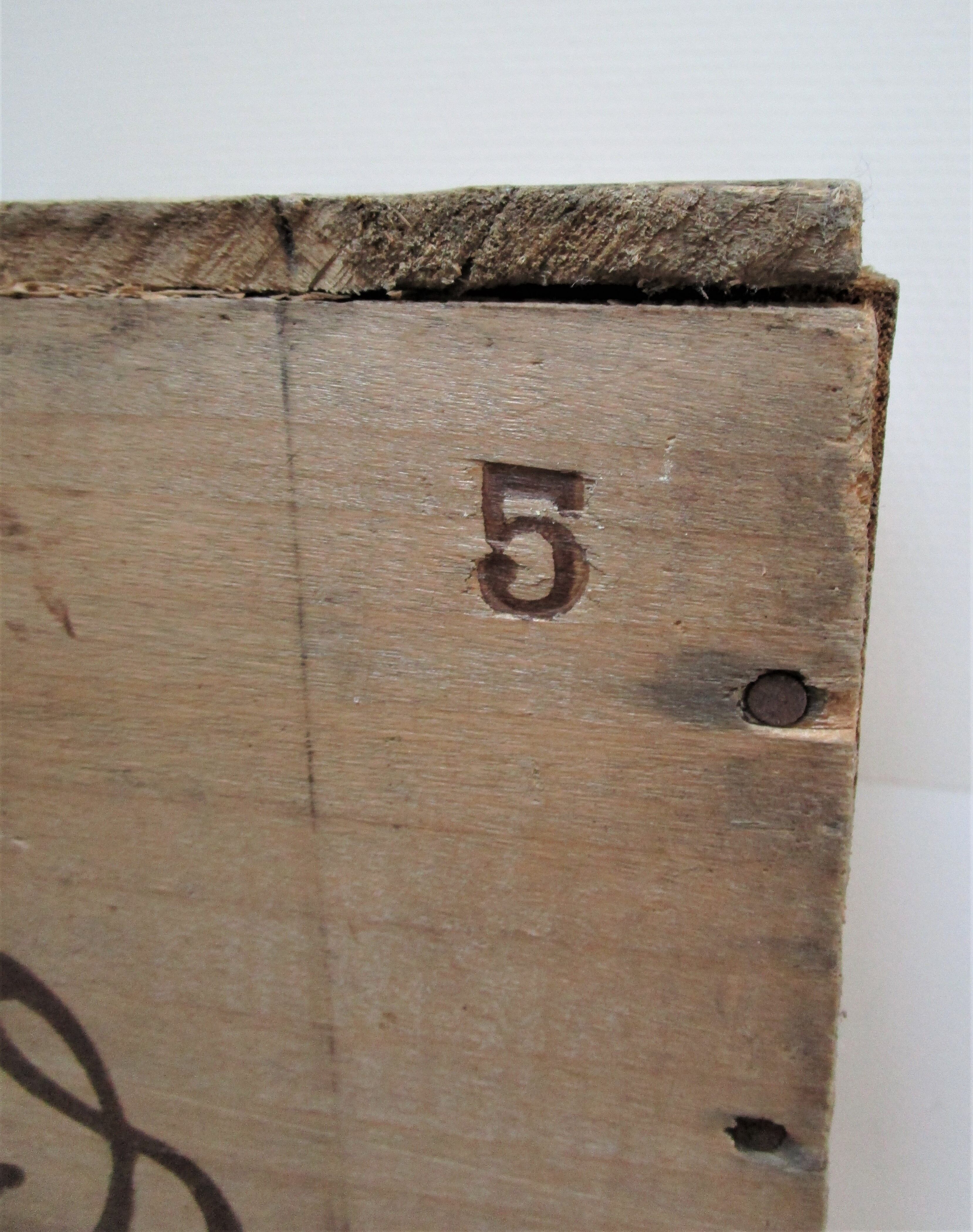 Vintage Skated Wood Case Suchard