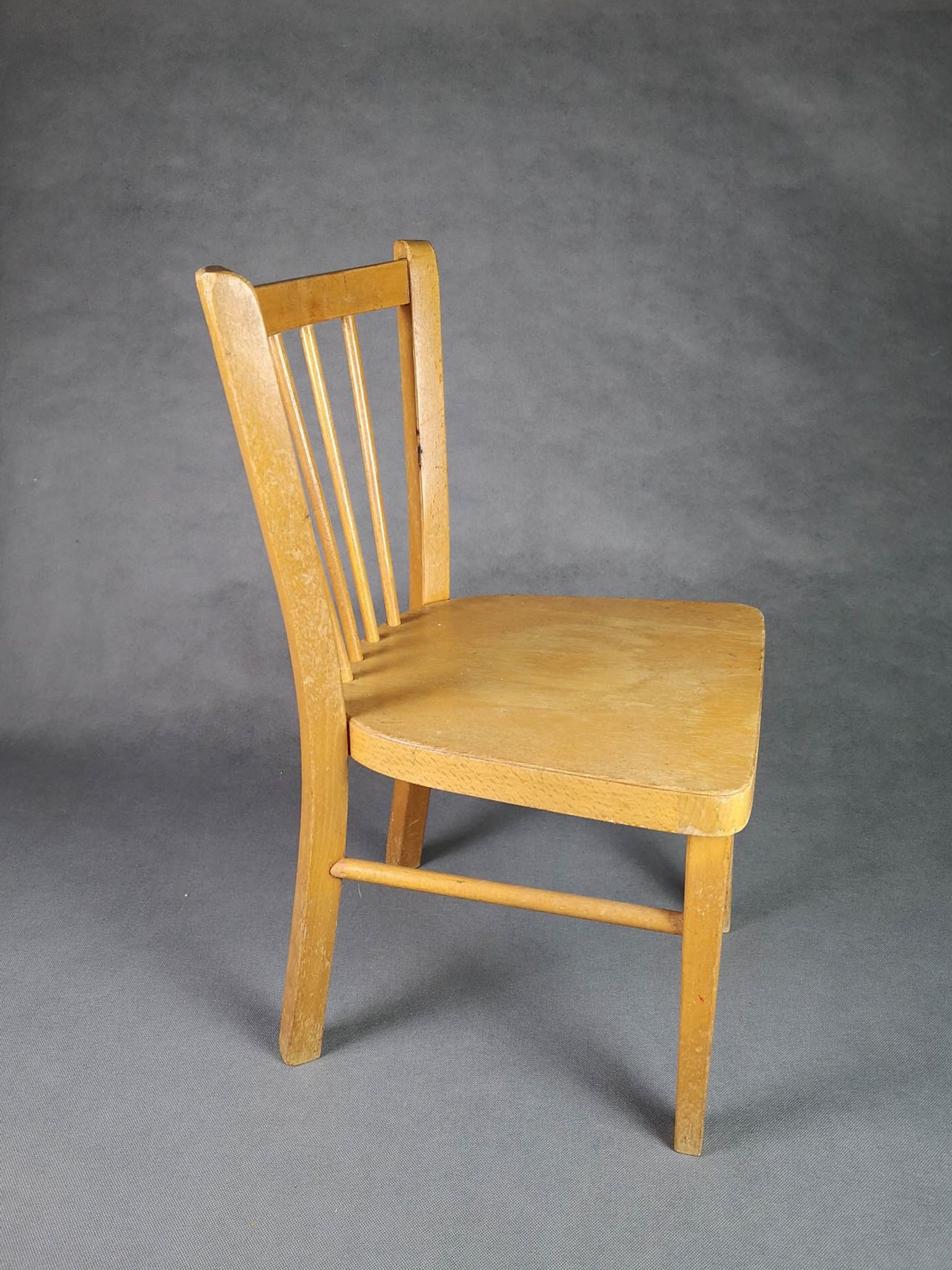 Chaise bistrot enfant bois clair french vintage Baumann