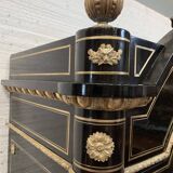 Vitrine d'apparat Napoléon III en bois noir et bronze ciselé doré XIX siècle
