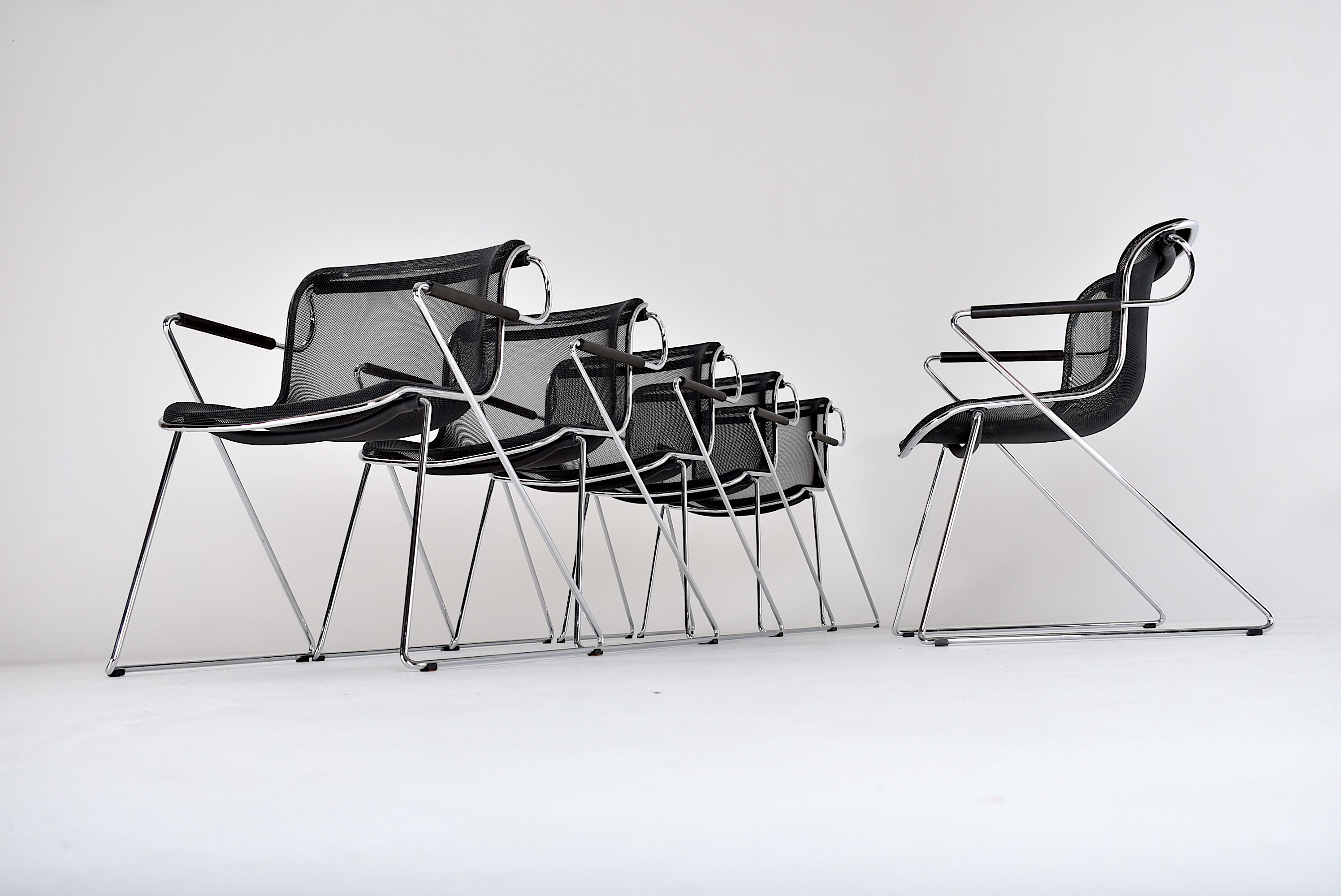 Suite de 6 chaises Peneloppe , Charles Pollock pour Castelli