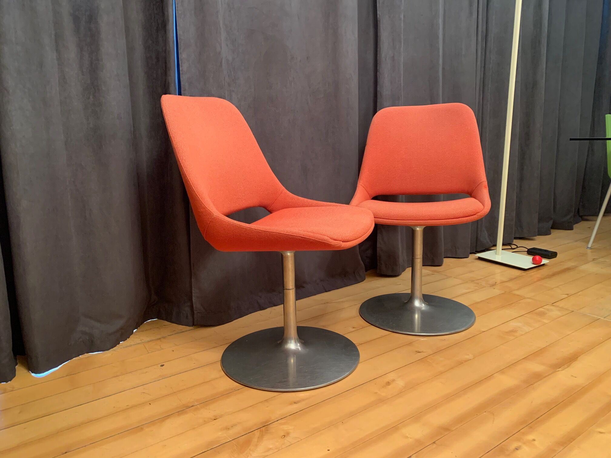 Pair of "Polaris" swivel chairs, exclusive, by Eero Aarnio, Asko Export, Finland, 1970s.