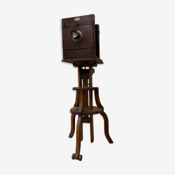 Workshop Photographic Chamber on Tripod Stand
