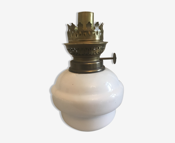 Oil lamp