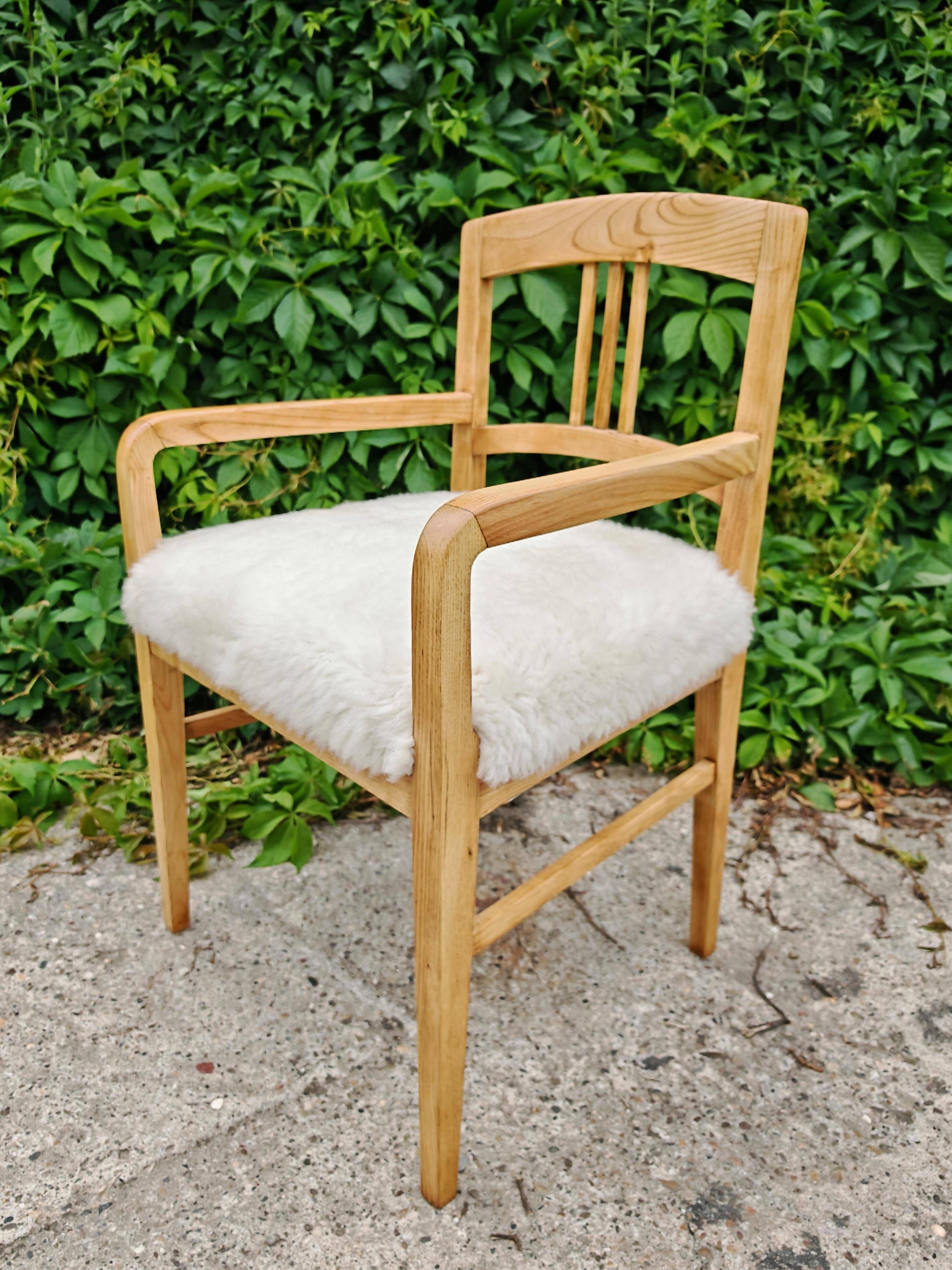 Pair of Jugendstil armchairs in solid ash and sheepskin 1910