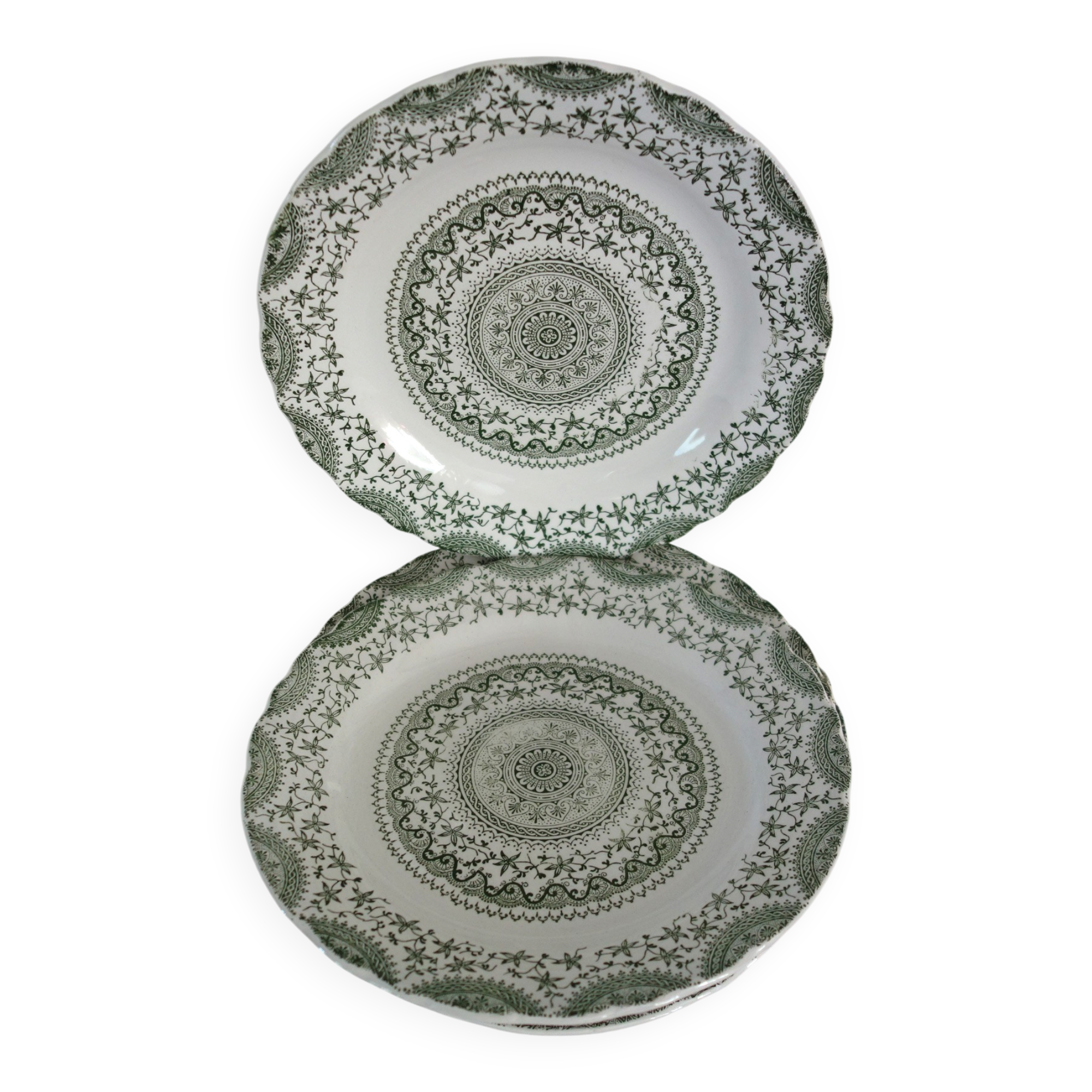 8 flat plates Terre de Fer "Earthenware"