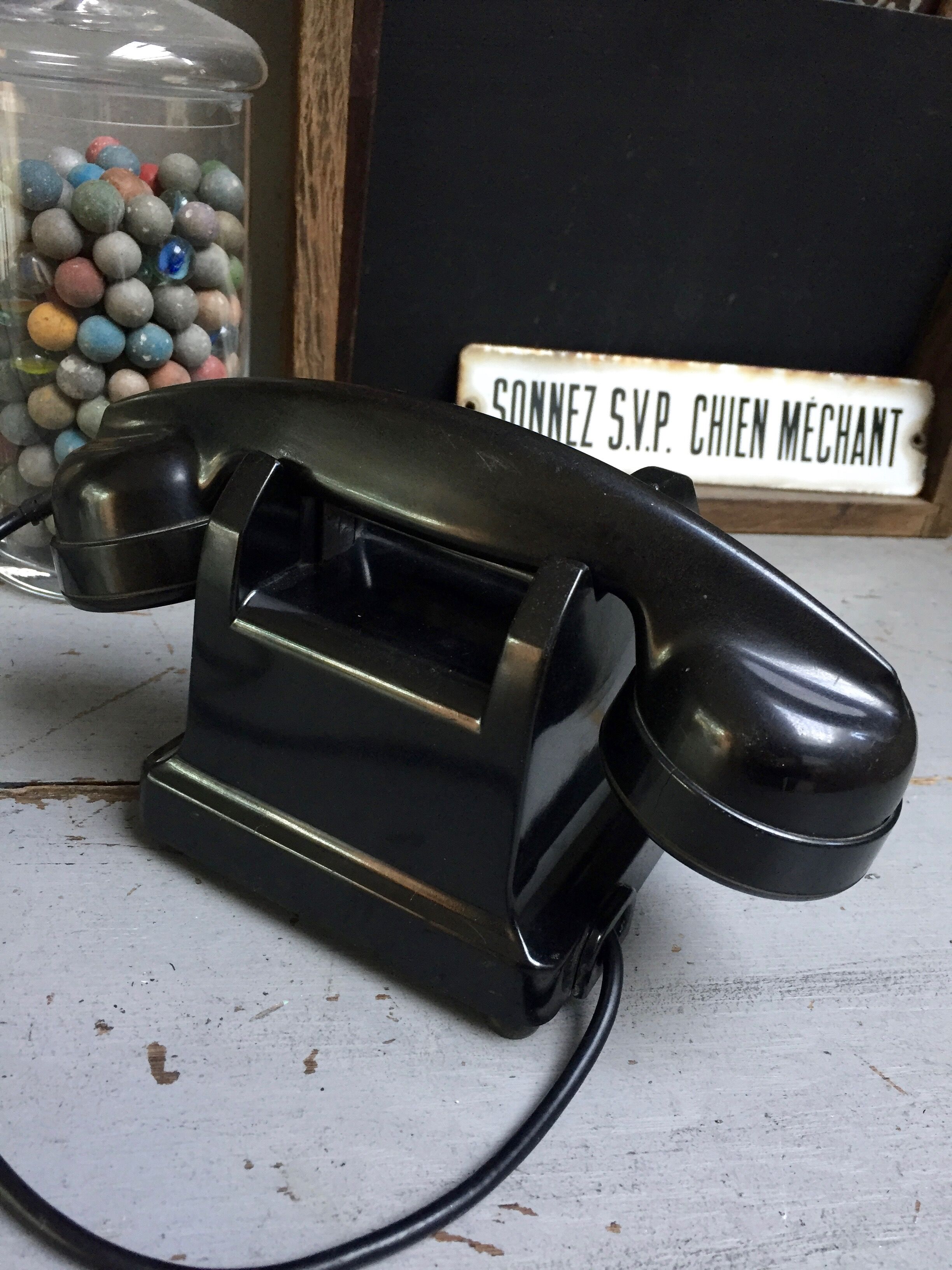 Téléphone bakélite noir