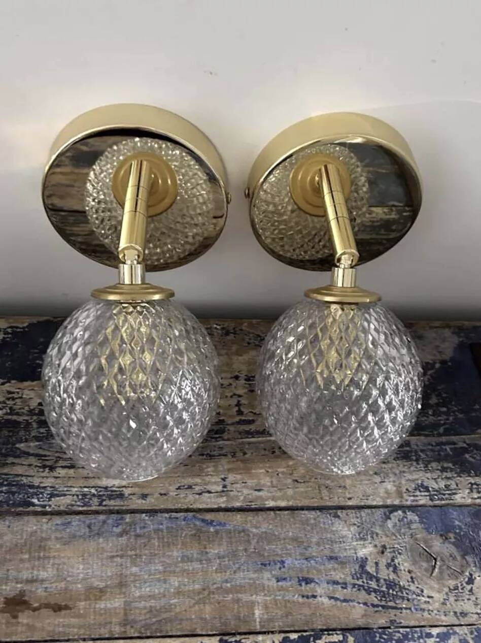Paire d’appliques murales globes ciselés