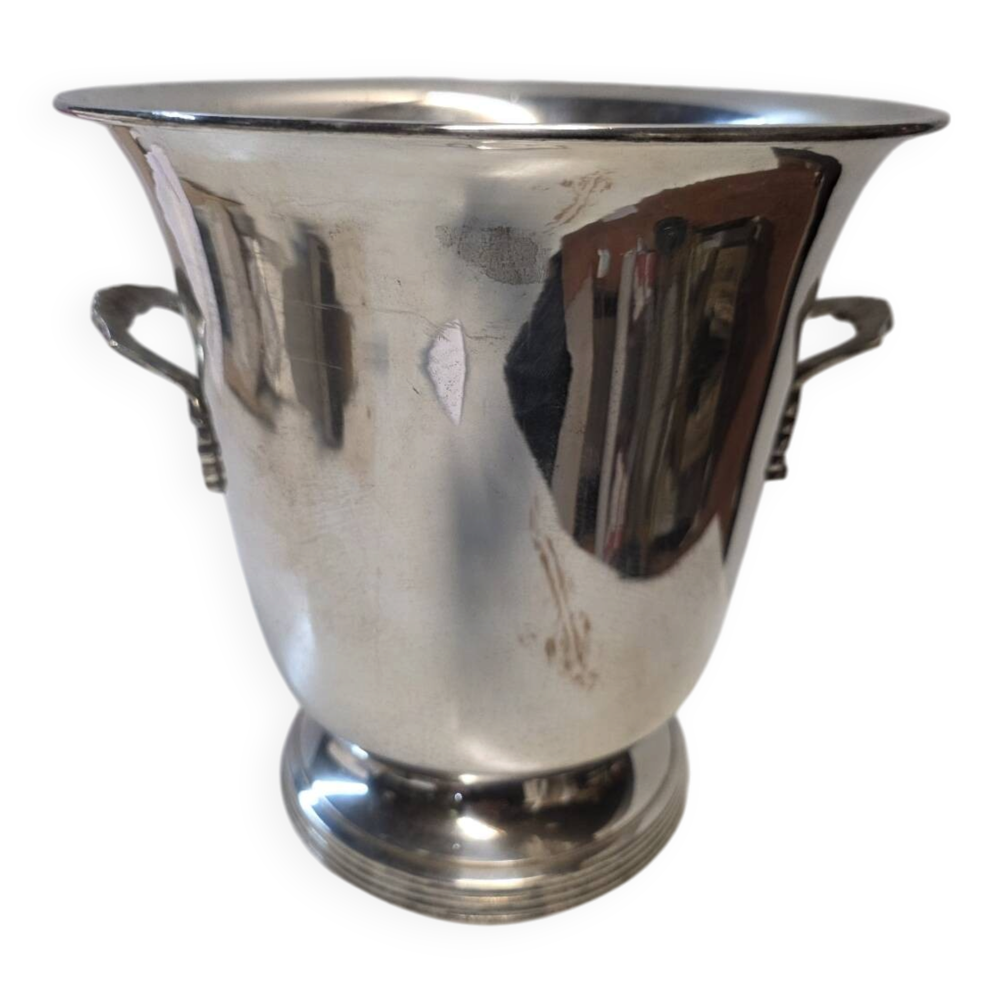 Silver-plated champagne bucket from the mid-20th century.