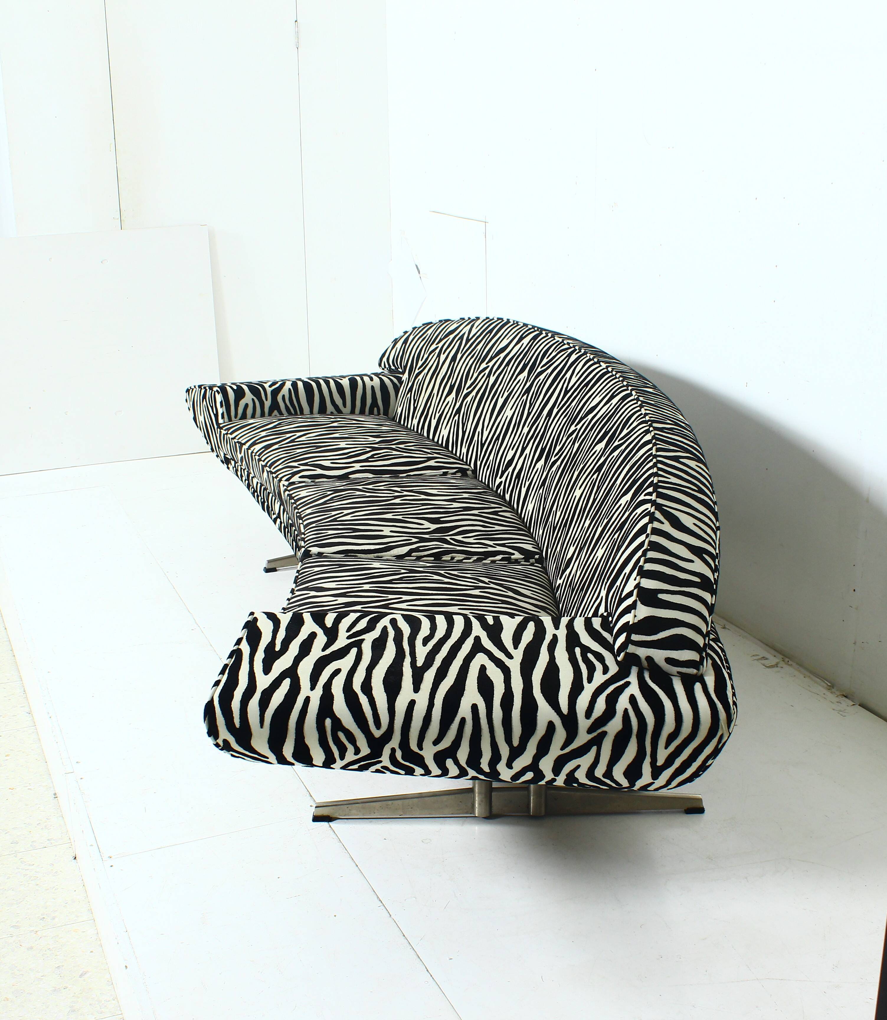 "Capri" curved three-seater sofa by Johannes Andersen, 1965