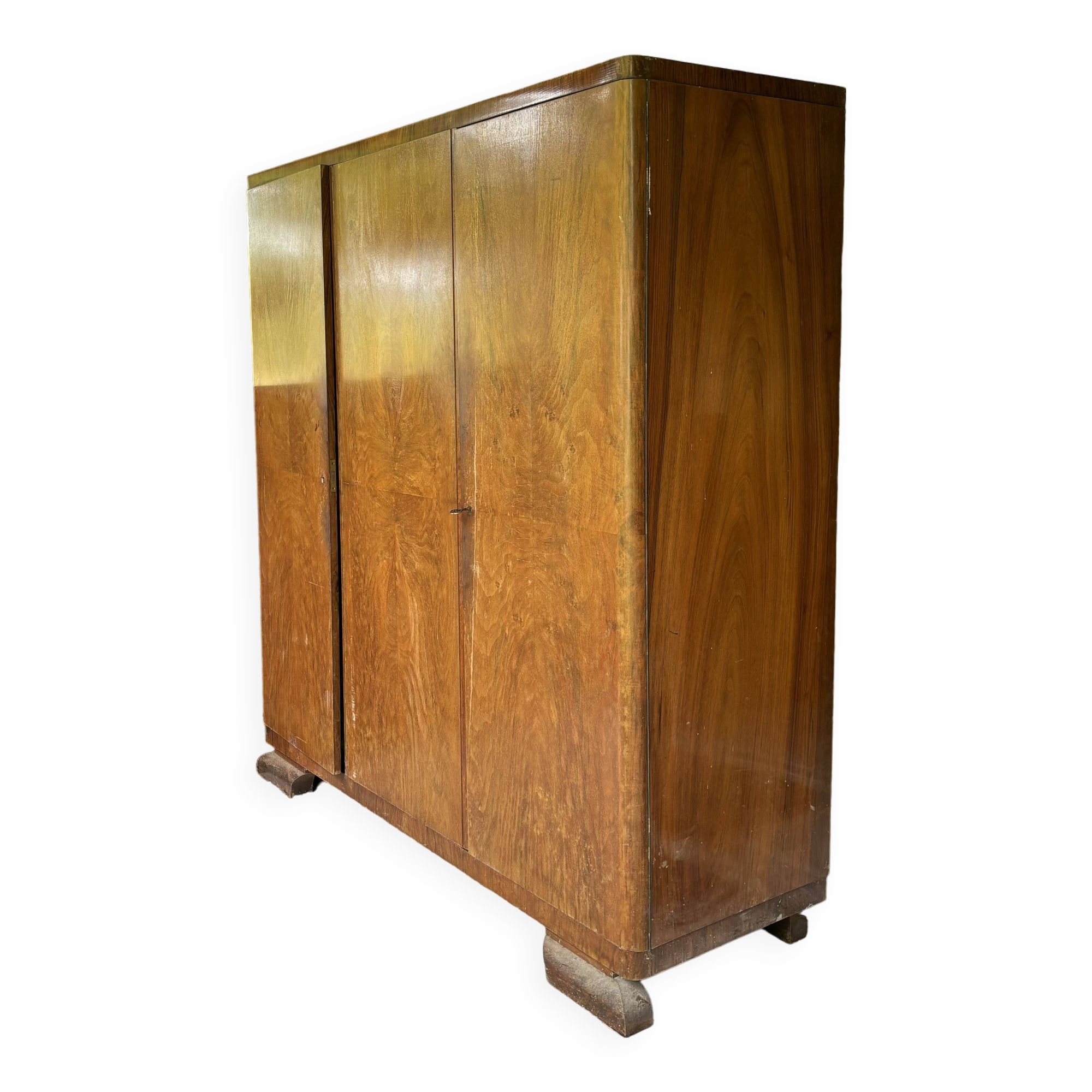Art Deco walnut cabinet, 1930s-40s