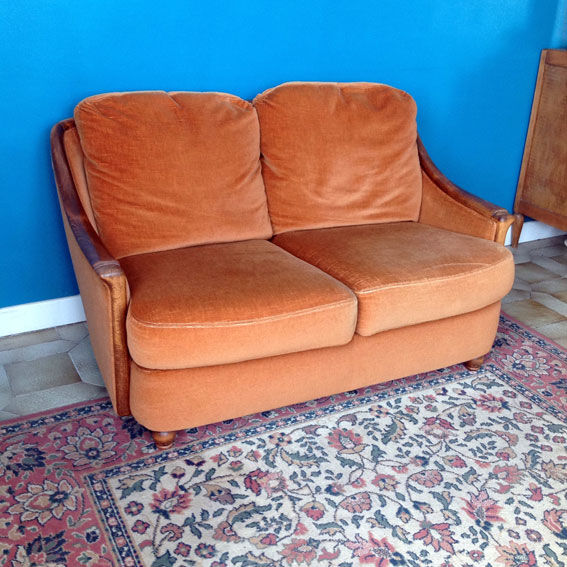 Burov art deco sofa