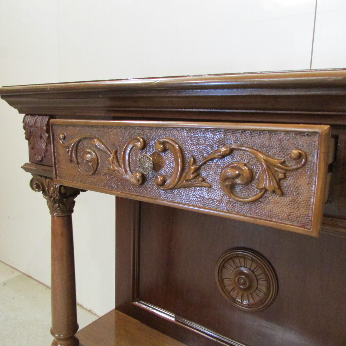 Original italian console table