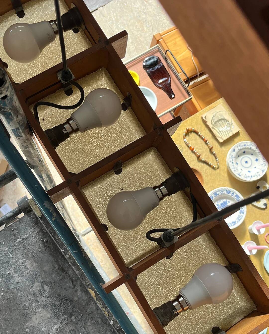 Scandinavian suspension in teak and perspex