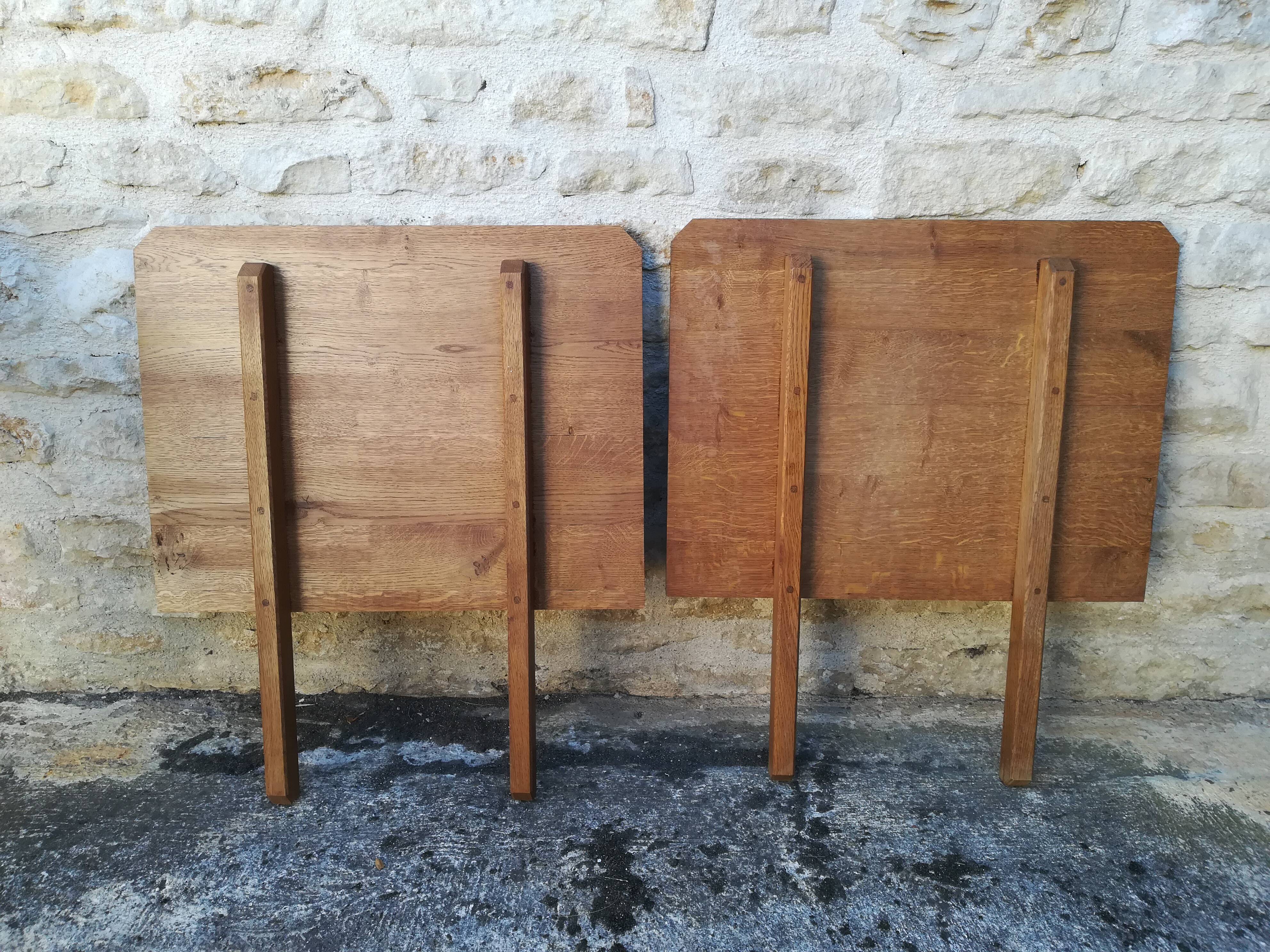 Oak table with two extensions