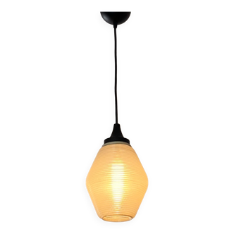 Rotaflex pendant light