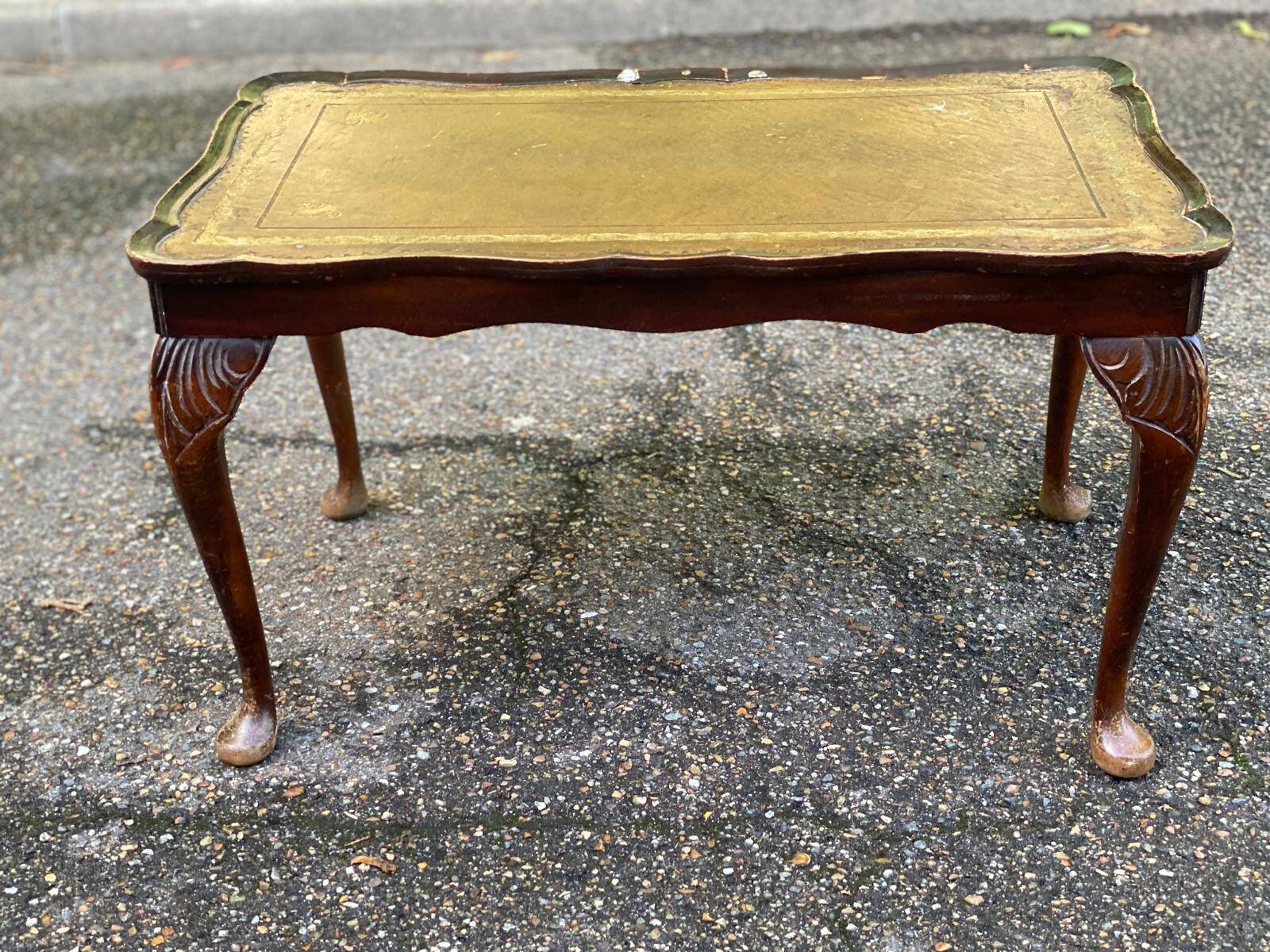 English Chippendale coffee table in solid wood and leather