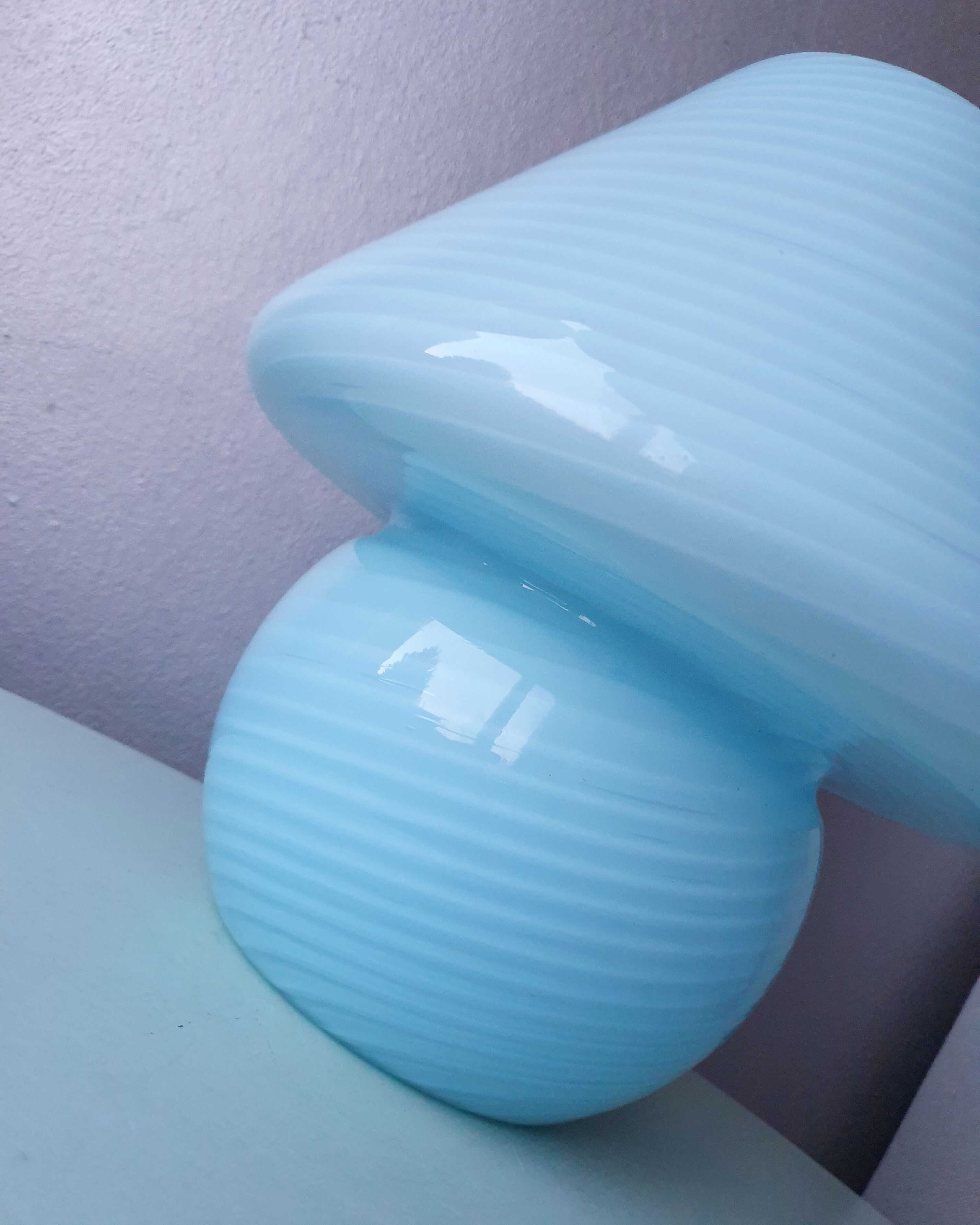 Blue Murano mushroom table lamp, Gambaro e Poggi for Vetri