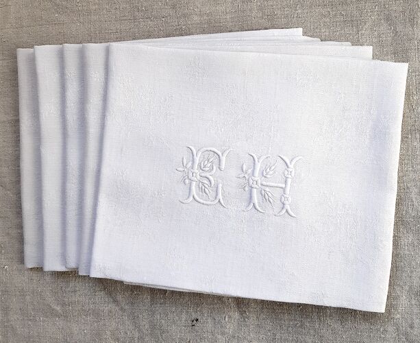 5 serviettes de table  monogrammées "EH"