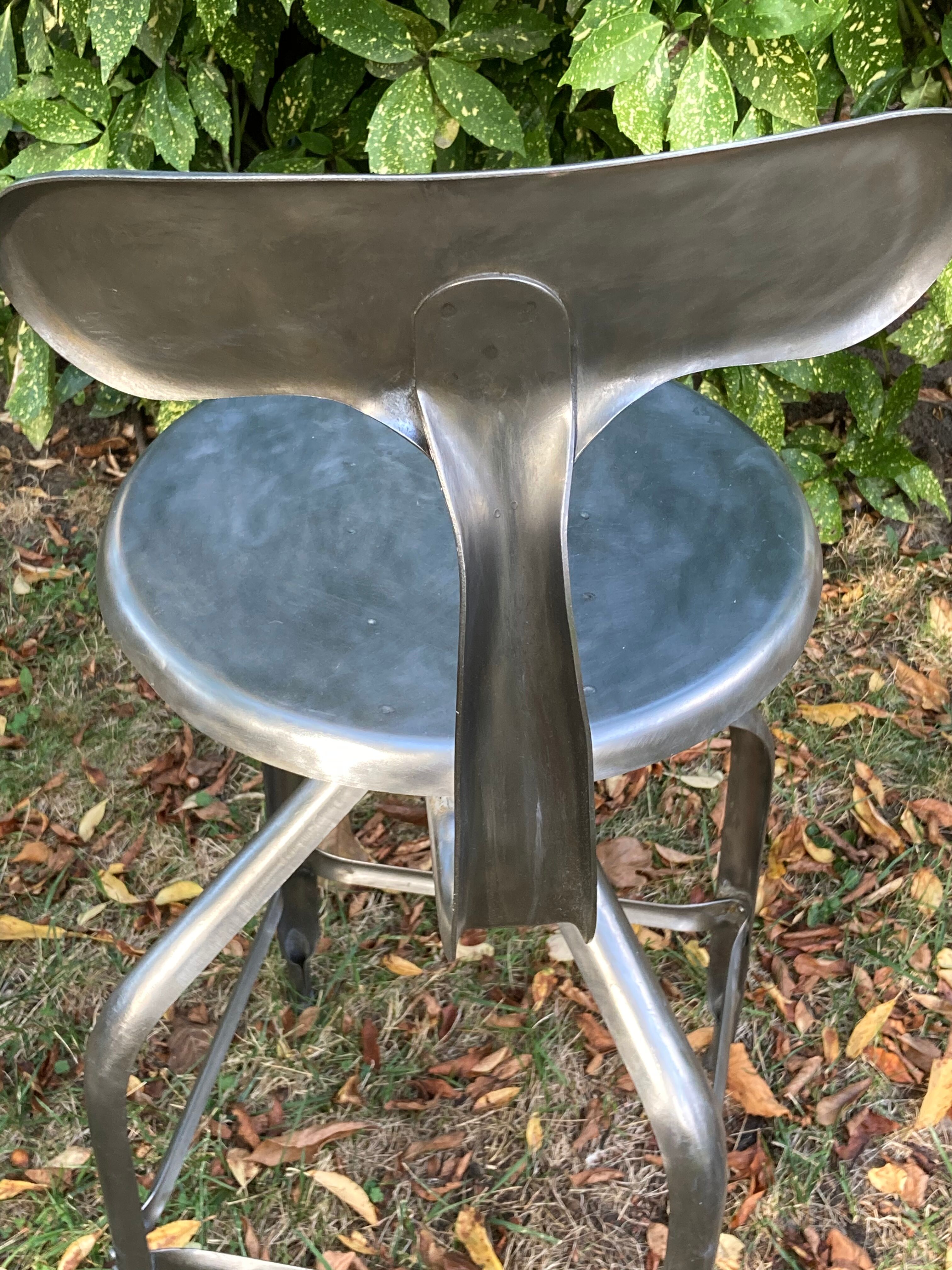 Nicolle workshop chair