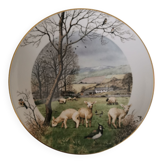 Assiette Royal Worcester Limited Edition. Modèle "A country church" by Peter Banett. Mois de janvier