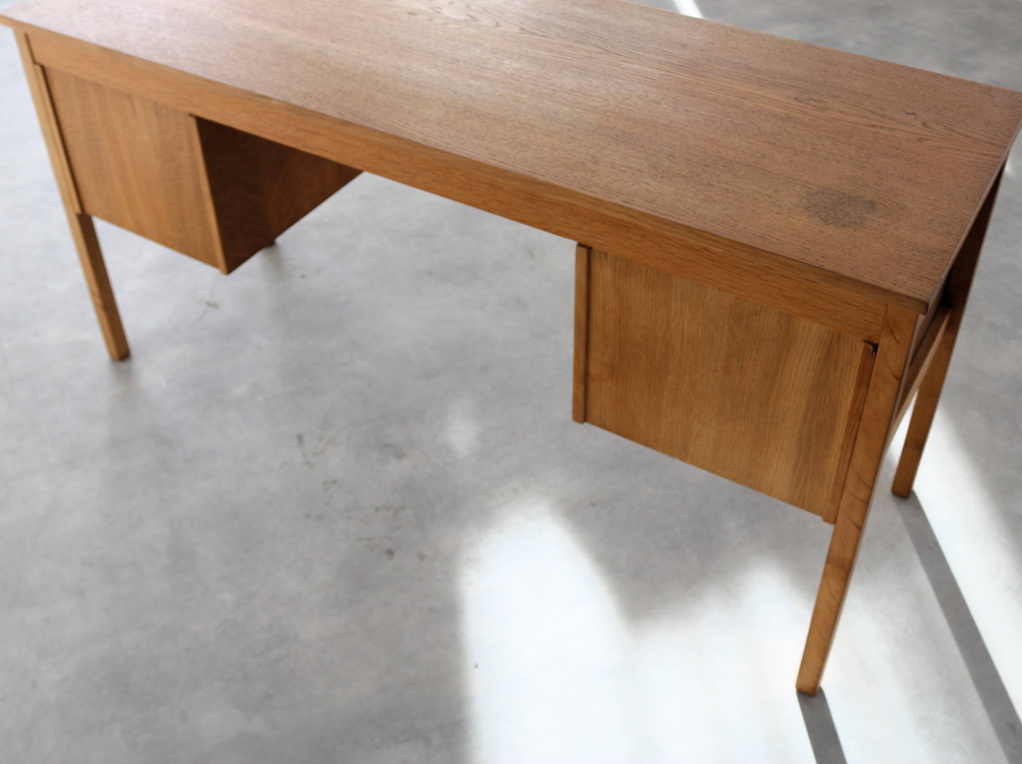 vintage desk | office | oak | 60s | danish
