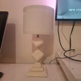 Fontvieille stone lamp
