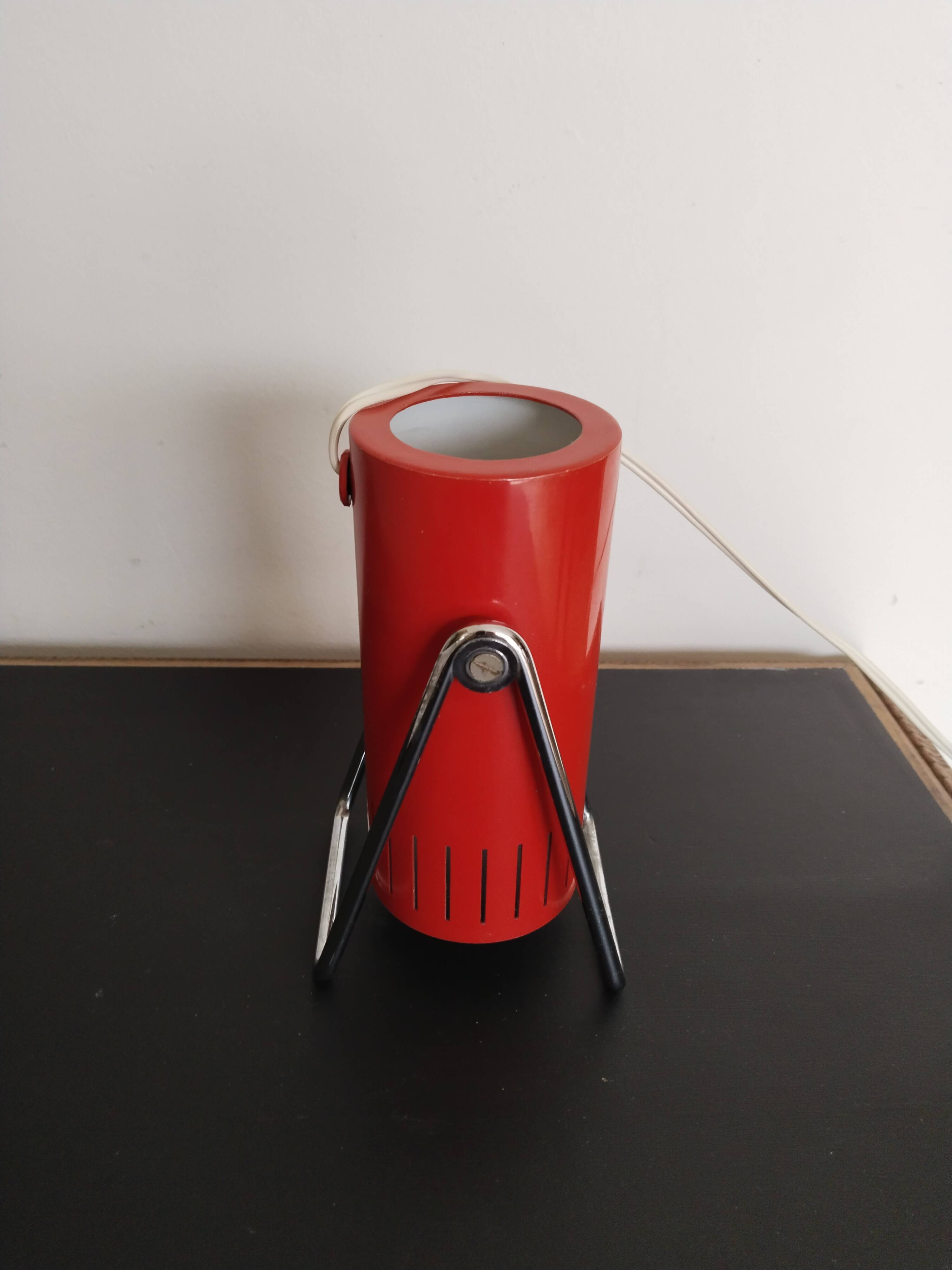 Lampe à poser , spot rouge , années 50