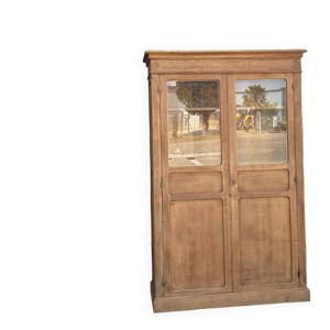 Armoire ancienne vitrée