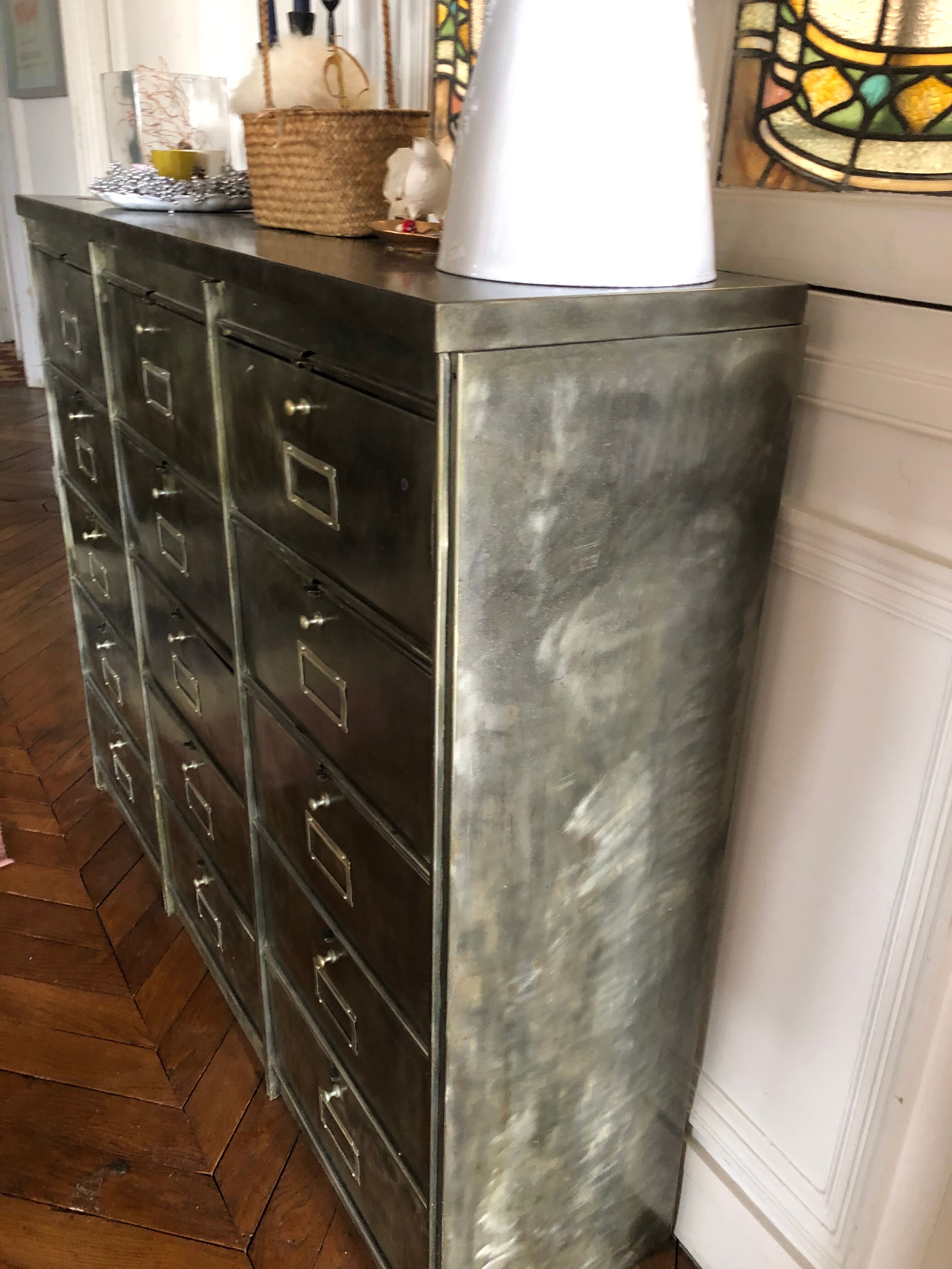 Flasting workshop furniture