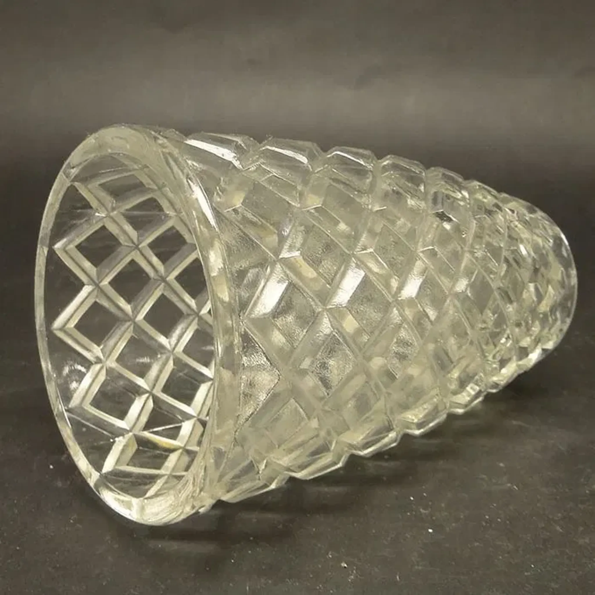 H6J Hortensja vase MID-CENT