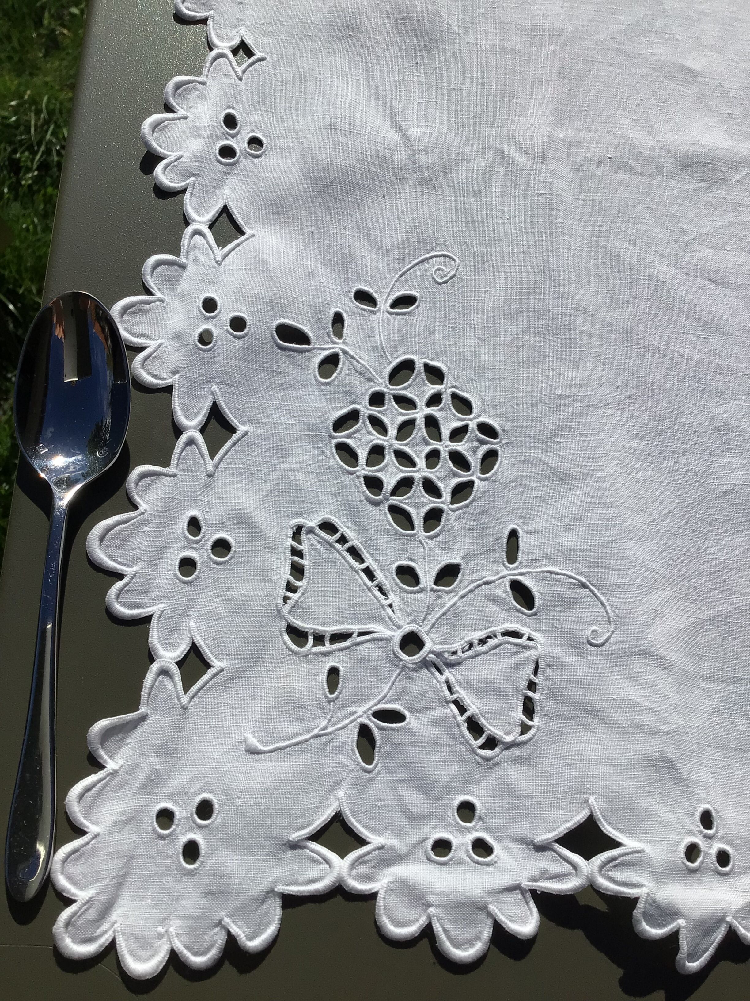 Tablecloth monogram LF square English embroidery