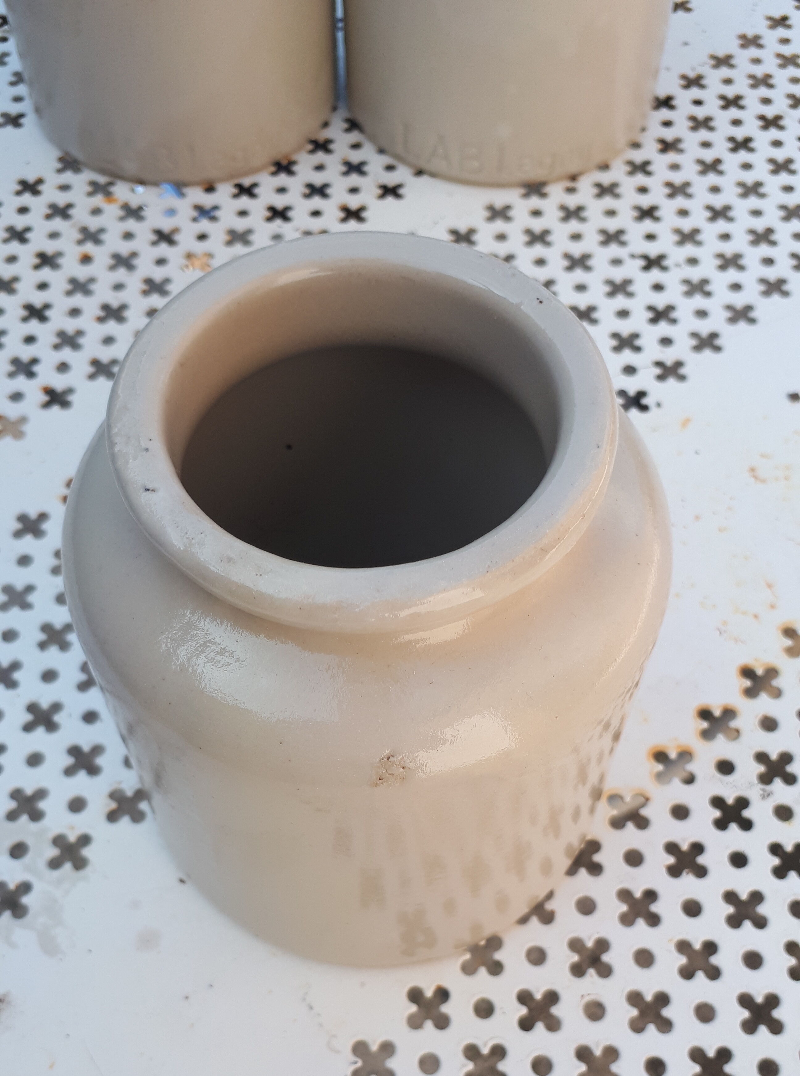 Set of 3 old sandstone pots